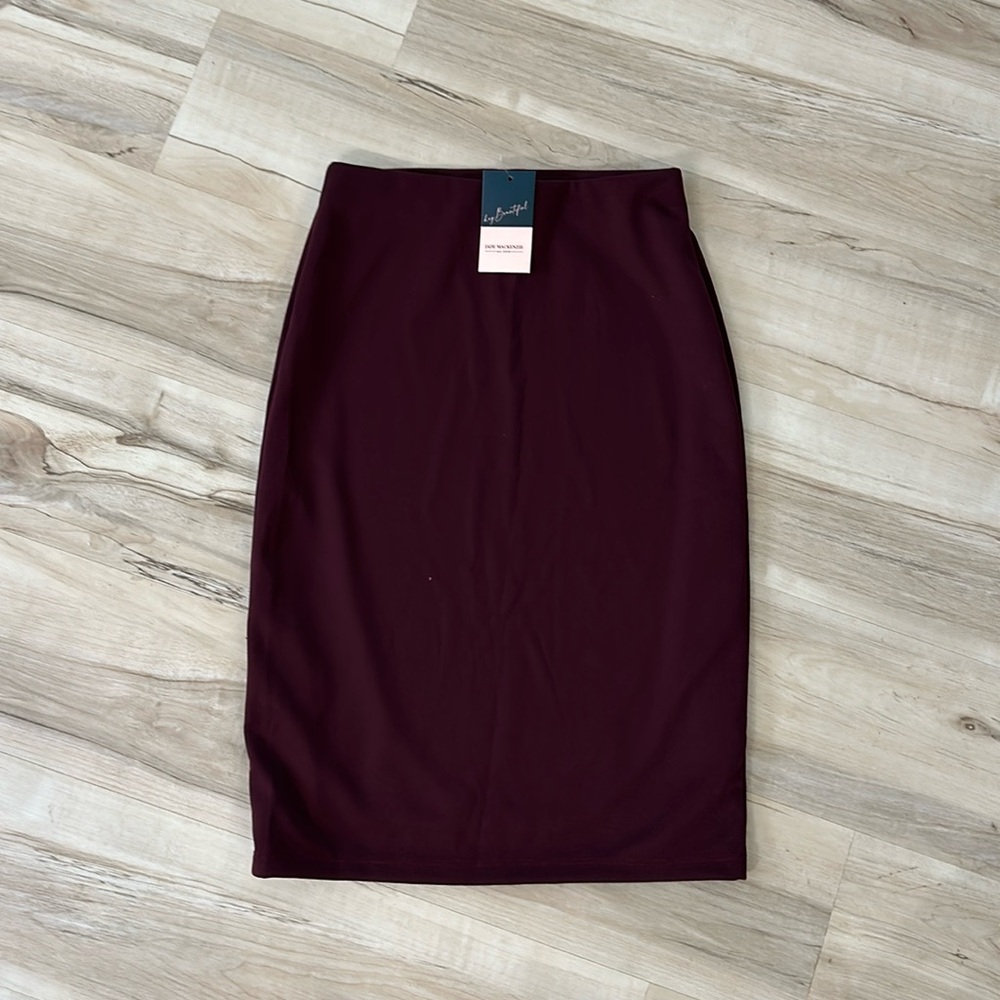 Jade Mackenzie Pencil Skirt - S